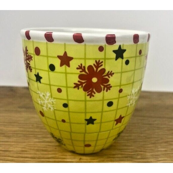 World Market 3D Surprise Tree Inside Checked Snowflake Christmas Holiday Mug - Picture 4 of 11